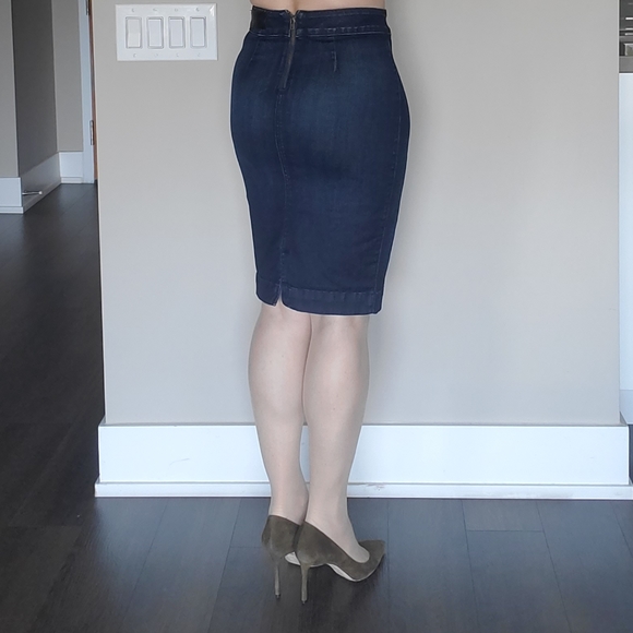 π HOST PICK π Denim Stretch Pencil Skirt - Picture 3 of 12
